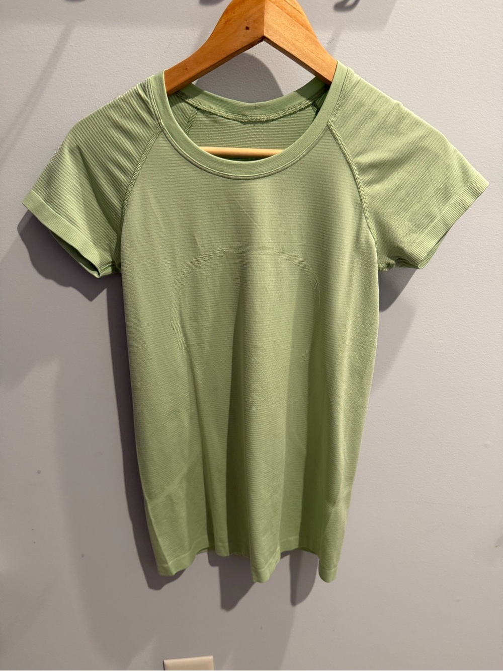 lululemon athletica Light Green Short Sleeve Tee